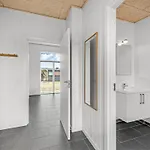 Ilindenka - 500m From The Sea By Interhome *