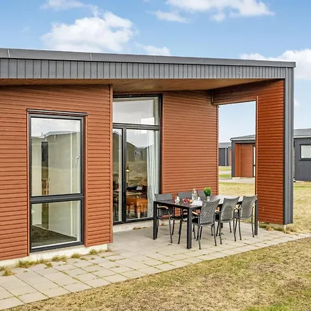 Ilindenka - 500m From The Sea By Interhome