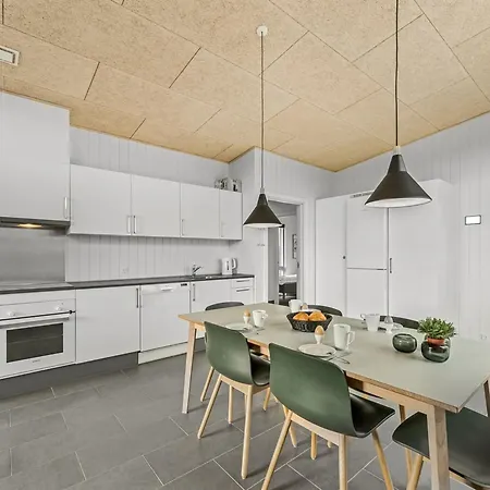 Ilindenka - 500m From The Sea By Interhome Feriehus *