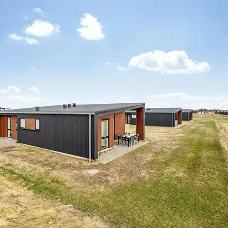 Ilindenka - 500m From The Sea By Interhome